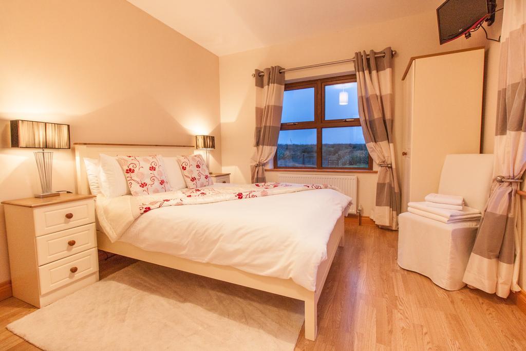 Achill Water'S Edge Bed & Breakfast Doogort Dış mekan fotoğraf