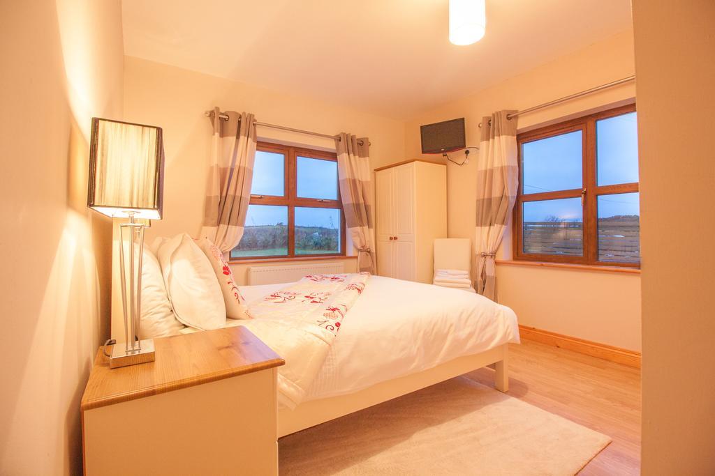 Achill Water'S Edge Bed & Breakfast Doogort Dış mekan fotoğraf